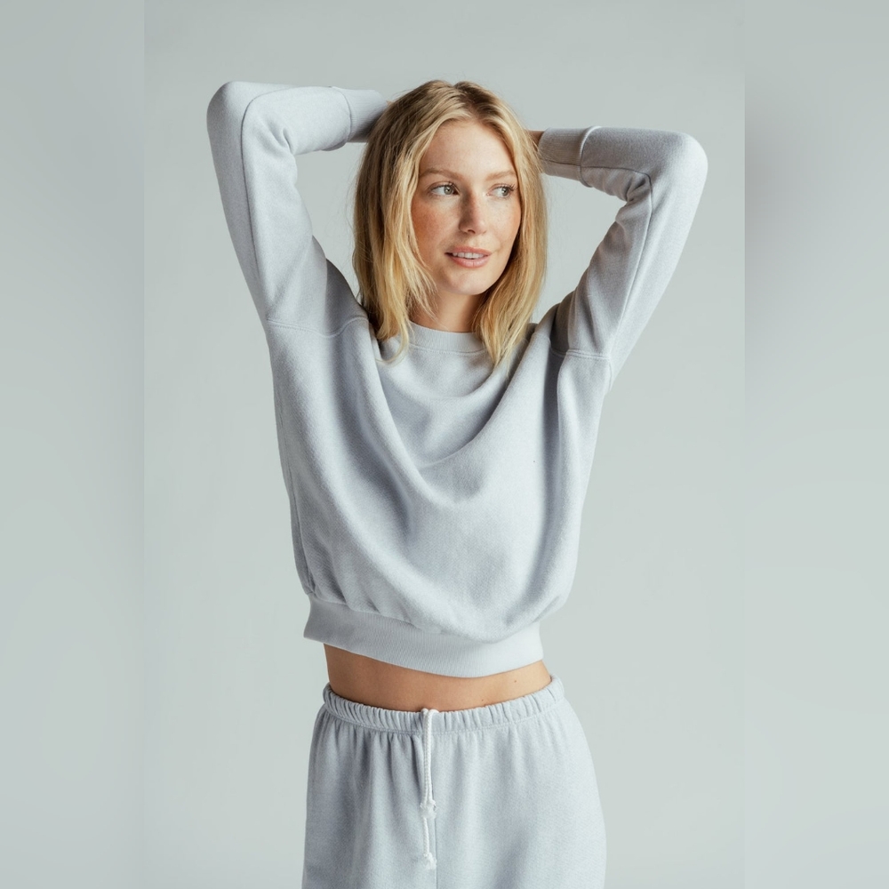 PERFECTWHITETEE Lennon Sweatshirt in Pearl Grey